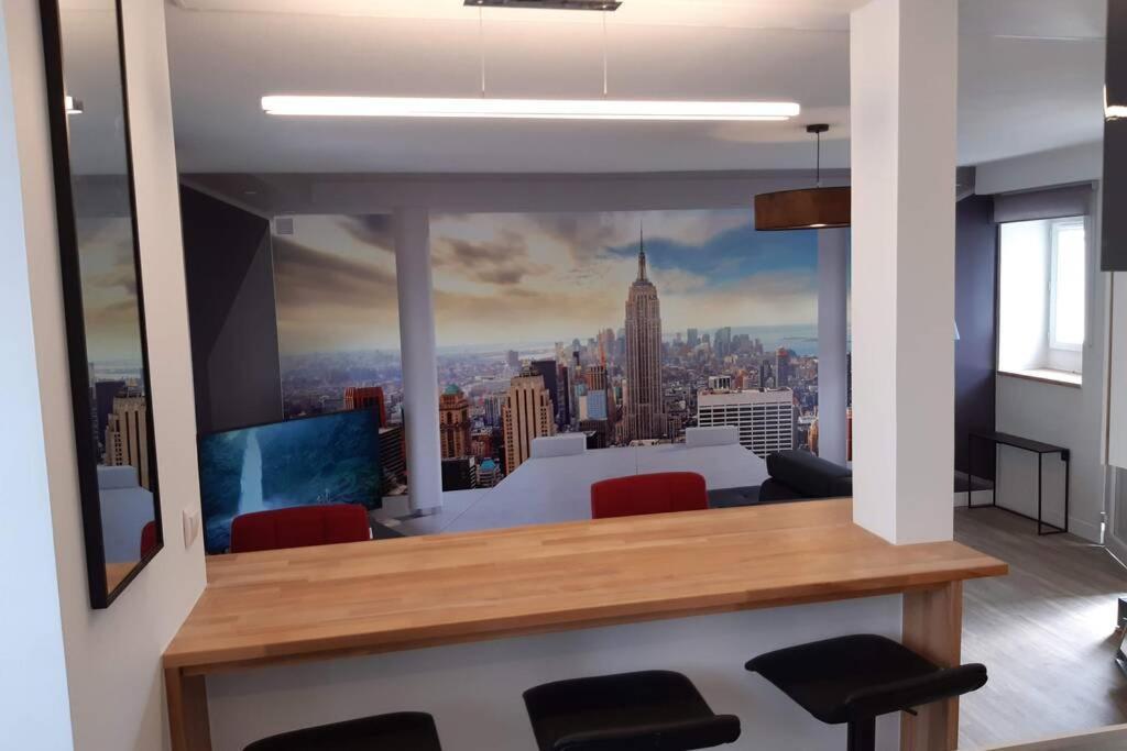 Appartement Renove Le New-York En Centre Ville - Terrasse Et Parking - Non Climatise La Roche-Chalais Ngoại thất bức ảnh